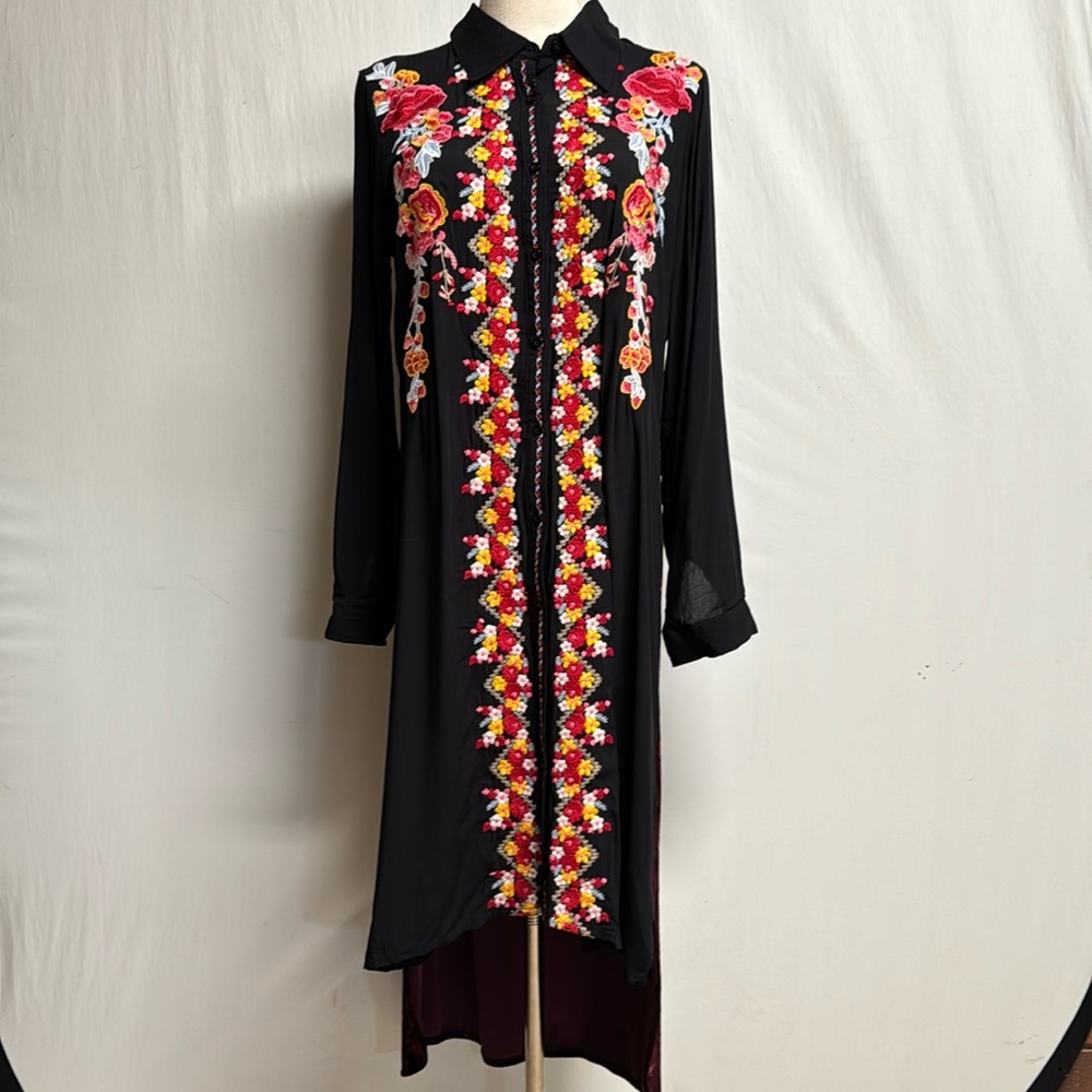 Andree by Unit Embroidered Velvet Back Shirt Dress Size Small